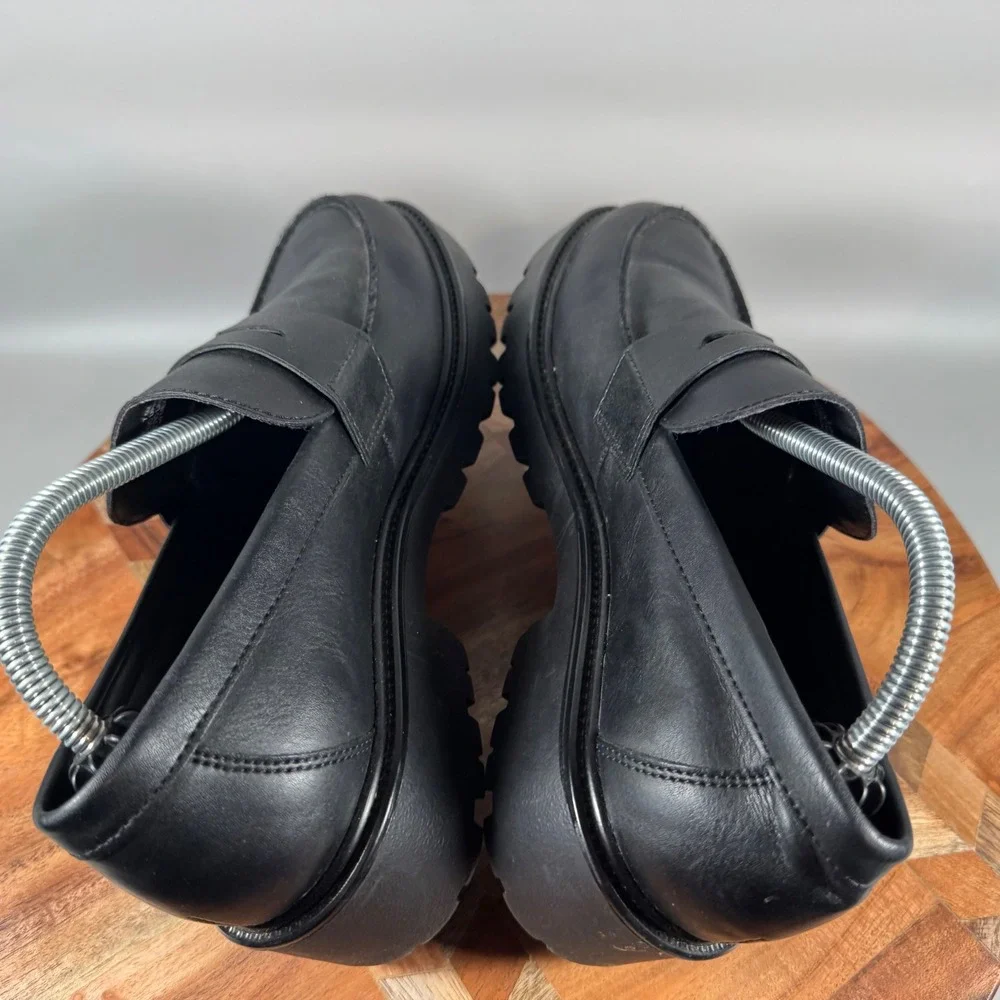 Steve Madden very good